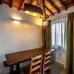 Yid Cozy House In With Jacuzzi * フィエーゾレ
